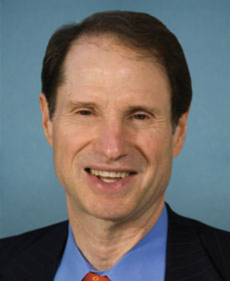 الصورة الرسمية لـRon Wyden